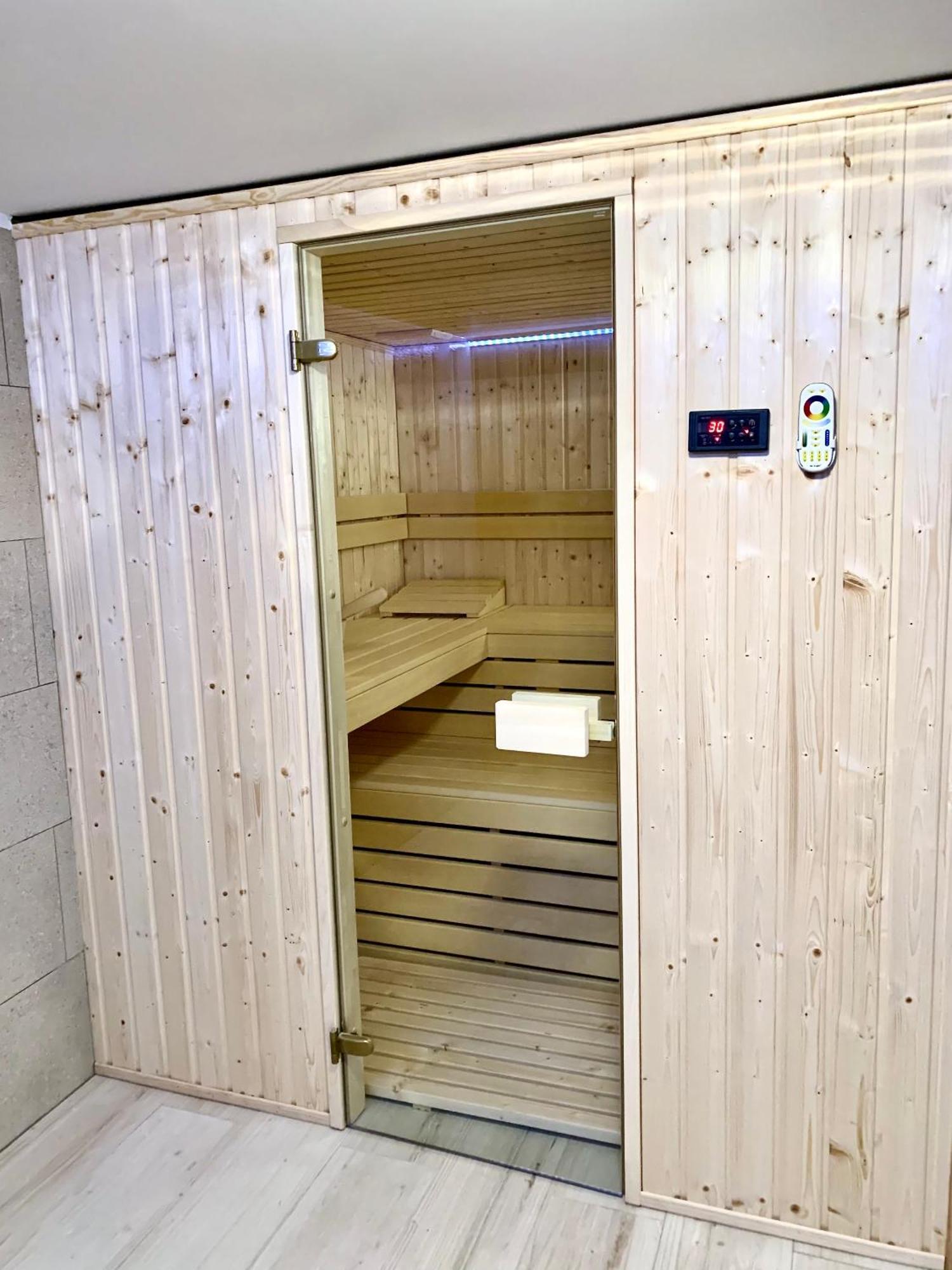 Domek Monte Black Z Jacuzzi I Sauna Finska Stronie Śląskie Kültér fotó